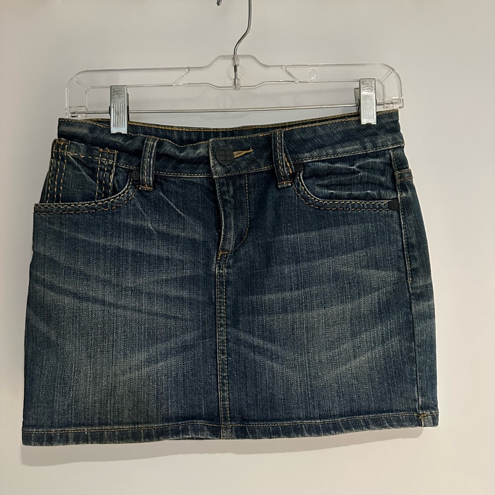 BCBG denim skirt